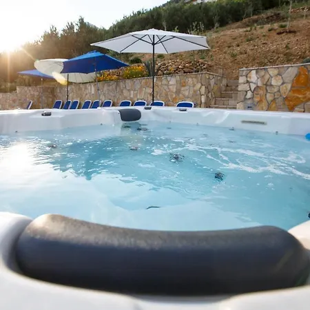 Dusa - With Pool Писак